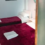 فندق باهاماز ساراندا