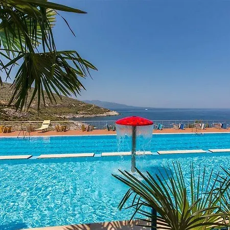 Bahamas Sarandë
