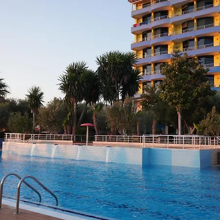 Hotel Bahamas 4*