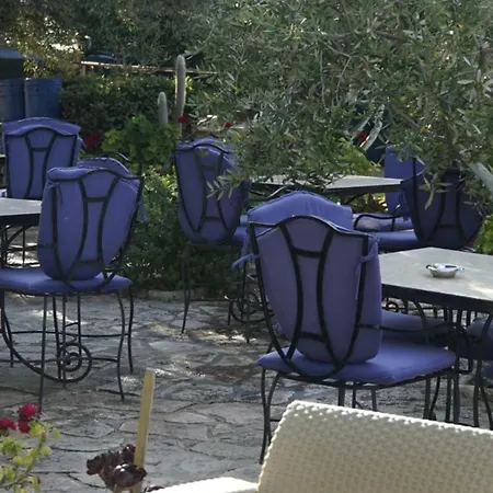Bahamas 4* Saranda