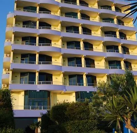 Bahamas מלון