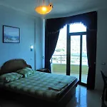 Bahamas Sarandë