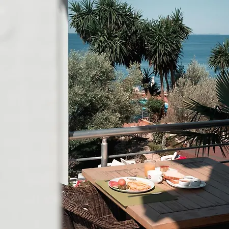 Bahamas 4* Saranda