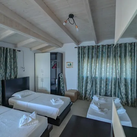 Otel Bahamas Saranda