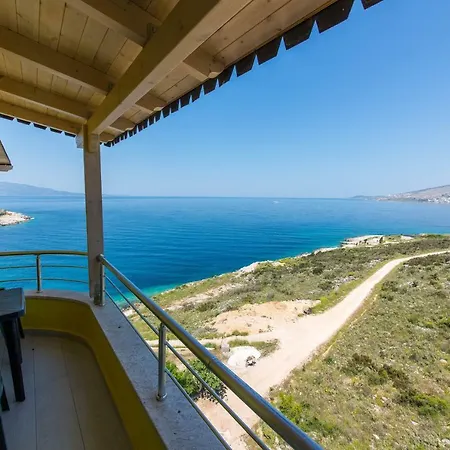 Hotel Bahamas Saranda