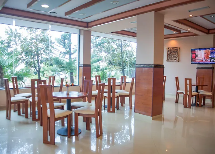 Hotel Bahamas Saranda