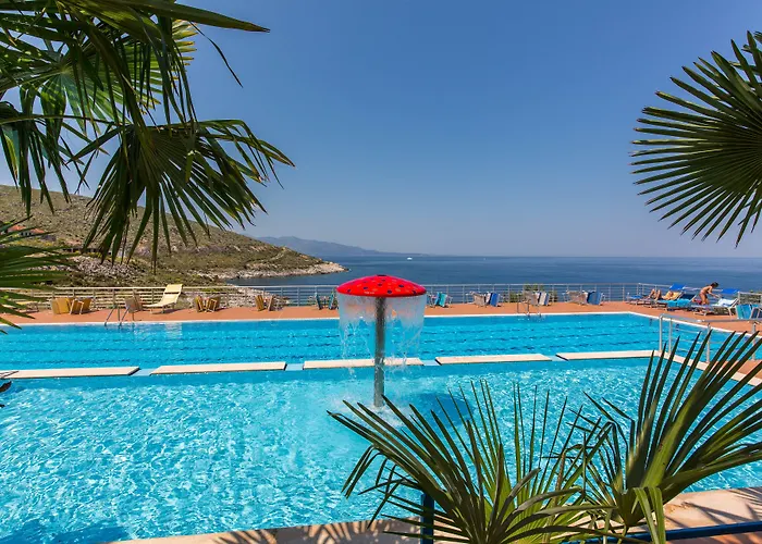 Otel Bahamas Saranda