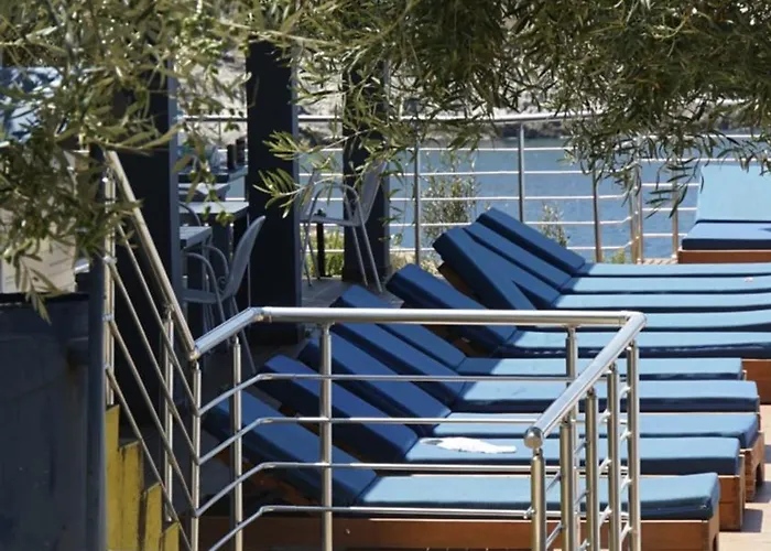 Bahamas Otel 4*