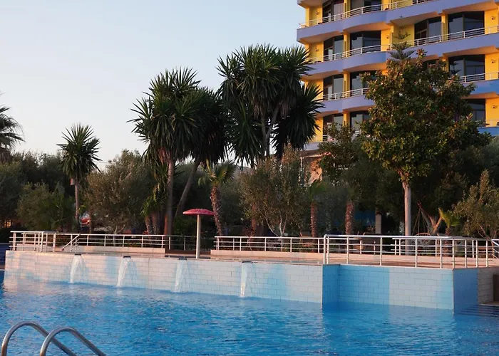 Otel Bahamas 4*