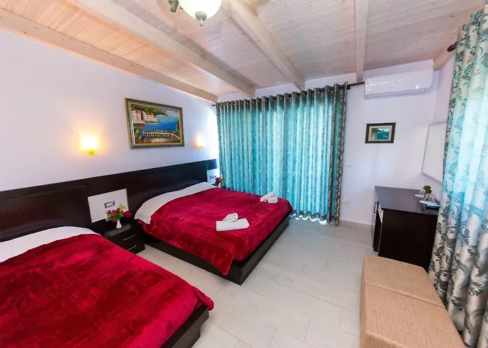 Bahamas 4* Saranda